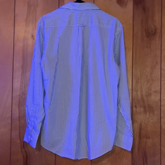 Izod Men’s Classic Button Down Shirt Size S - Picture 7 of 7